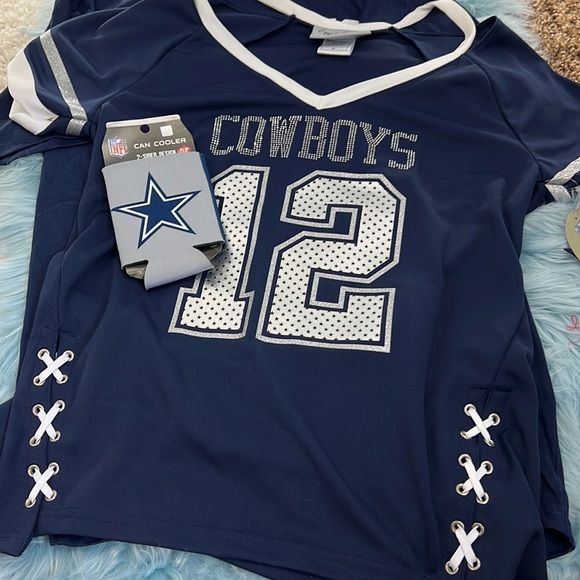 NWT Cowboys Merch! 2 shirts (m) and a Drink Koozie! - Picture 2 of 6